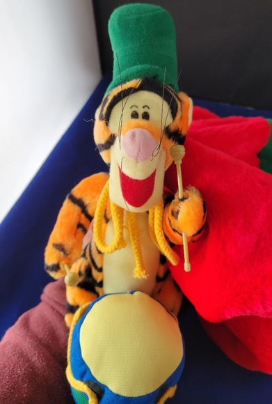 Disney Tigger Stocking Unisex Holiday Kids/Adults 🔥🌊🌟BUNDLE AND SAVE - Picture 9 of 11